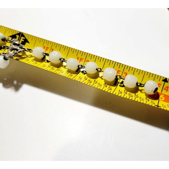 Vintage 60s Mint Green Crystal & Milk Glass Triple Strand Necklace Adjustable - Picture 6 of 6